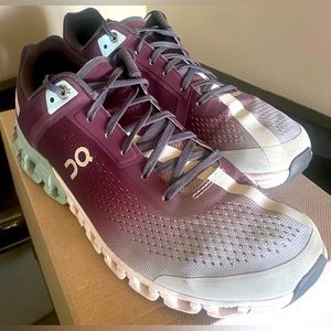 Women’s Cloudflow athletic shoes